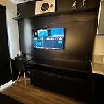 Studio Raizes 712B